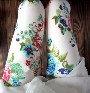Fresh White Floral Print Leggings